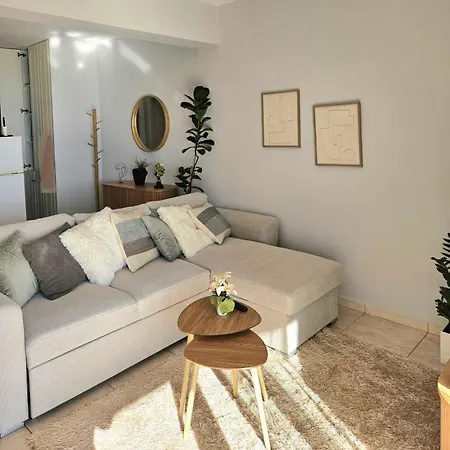 아파트 Palmyra Seaview At 바바티